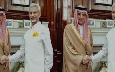 भारत से तनाव के बीच सऊदी अरब पहुंचे पाक पीएम और मुनीर