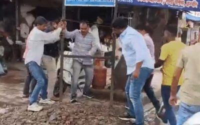 इंदौर में अवैध पोस्टर-पोलिटिक्स गरमाई, कैलाश विजयवर्गीय के बयान के बाद नगर निगम एक्शन मोड में