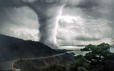 अमेरिका में एक तूफान से बचने की तैयारी हो रही थी तभी दूसरे ने दी दस्तक