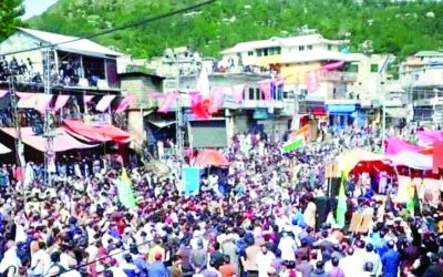 पीओके में सरकार के खिलाफ प्रदर्शन, सेना की गोलीबारी के बाद बेकाबू हुई भीड़, हजारों लोग सडक़ों पर उतरे