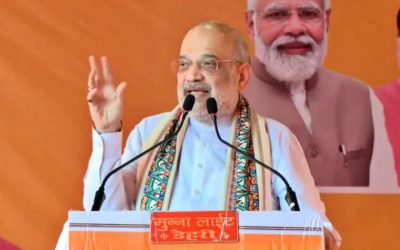 बेगूसराय की रैली में शाह का वार: लालू के घोटाले जितने गिनो, उतने कम