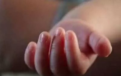 पहले मां ने छोड़ा फिर कुपोषण से लड़ी जंग, 6 इंडियन पैरेंट्स ने नकारा, क्या इटली में खुलेगा भाग्य ?