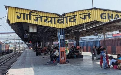 मासूम बच्ची की सिसकियों में गूंज उठा गाजियाबाद रेलवे स्टेशन