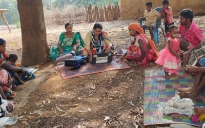 बैंक सखी बालेश्वरी गांव-गांव में पहुंचा रहीं हैं बैंकिंग सुविधाएं