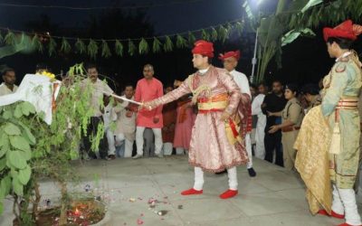 ग्वालियर में ‘सोने की लूट’ परंपरा कायम, सिंधिया परिवार की 400 साल पुरानी रस्म में उमड़ा जनसैलाब