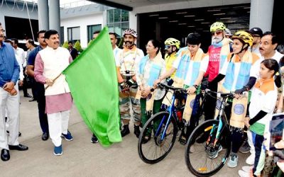 मुख्यमंत्री डॉ. यादव ने पैडल-टू-प्लांट कार्यक्रम नया भारत-हरा भारत यात्रा को झंडी दिखाकर किया रवाना