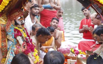 कार्तिक माह में नगर भ्रमण पर निकले बाबा महाकाल, मनमहेश रूप में भक्तों को दिए दर्शन