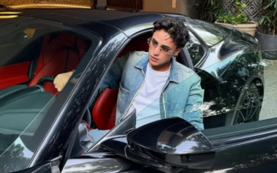 अभिषेक शर्मा की अमीरी का अंदाज़ा, फरारी और बहन की तस्वीरों से हुआ खुलासा