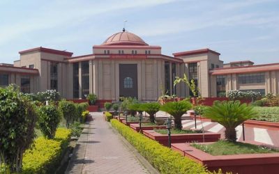 हाई कोर्ट ने बढ़ाया मदद का हाथ, जज और स्टाफ ने बस्तर बाढ़ राहत में दिया योगदान