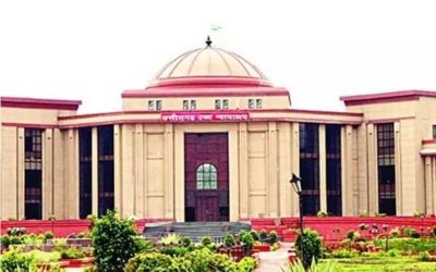 HIV पॉजिटिव मां के बच्चे पर पोस्टर लगाने पर फटकार, हाईकोर्ट ने कहा- दें 2 लाख मुआवजा