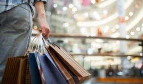 मोबाइल और इलेक्ट्रॉनिक सामान बना ऑनलाइन सेल का बादशाह, त्योहारों से आगे बढ़ा मार्केट