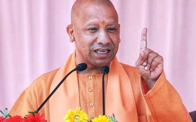 CM योगी आदित्यनाथ ने सुनी महिला कलाकार की फरियाद, अधिकारियों को दिया तत्काल निर्देश